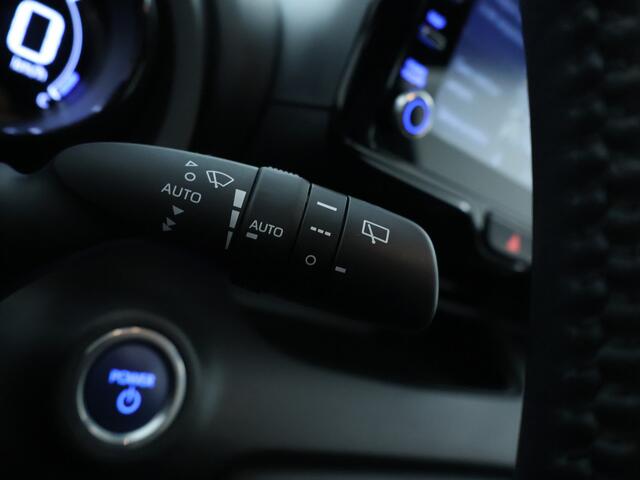 Toyota YARIS 1.5 Hybrid Executive