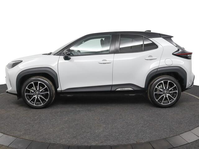 Toyota YARIS Cross 1.5 Hybrid GR Sport | JBL Audio | Leder Alcantara bekleding | 18" Lichtmetalen velgen | Camera | Stoelverwarming | 10 jaar garantie! |