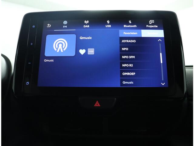 Toyota YARIS Cross 1.5 Hybrid Explore | Parkeer sensoren | Navigatie | Stoelverwarming |