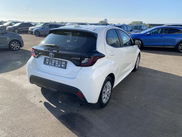 Toyota YARIS 1.5 Hybrid 115 Active Apple Carplay/ Android auto Navigatie, Achteruitrijcamera, Adaptieve cruise control, BTW-auto