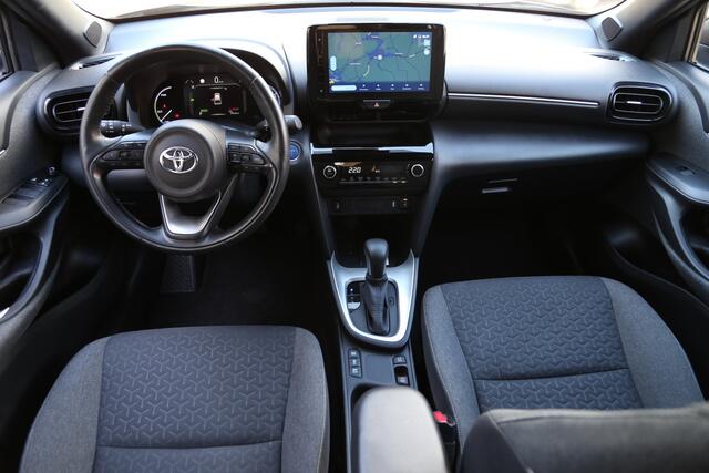 Toyota YARIS Cross 1.5 Hybrid Dynamic Team Navi LED Camera ACC