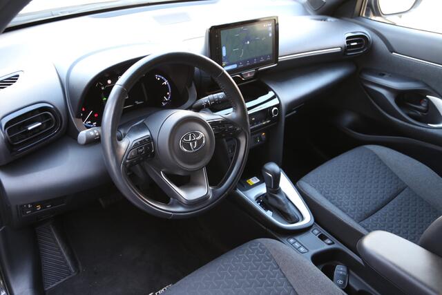 Toyota YARIS Cross 1.5 Hybrid Dynamic Team Navi LED Camera ACC