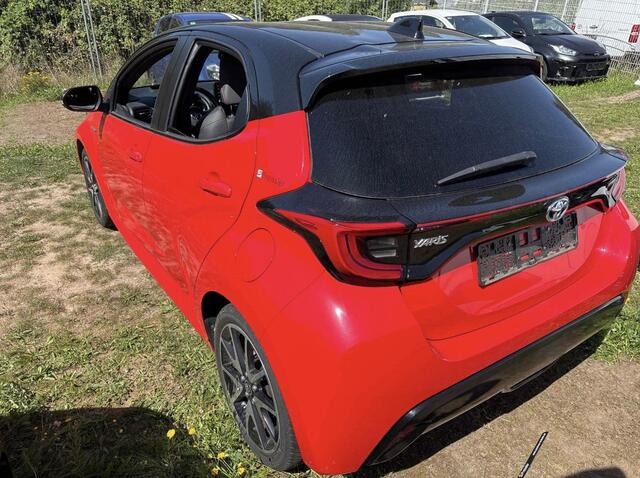 Toyota YARIS 1.5 Hybrid Launch Edition Head up display | Adaptive Cruise Control | Apple Carplay | Half Leder | Verwacht |