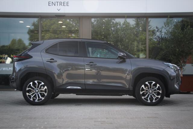 Toyota YARIS 1.5 Hybride Dynamic | Stoel+Stuurverwarming | Camera+PDC V/A