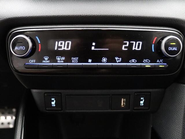 Toyota YARIS Hybrid Launch Edition Automaat Head-Up | Camera | Cruise | Parkeersens. v+a | Stoelverw.