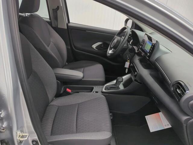 Toyota YARIS 1.5 Hybrid Active, 1e Eig! Camera! Carplay! VERWACHT!