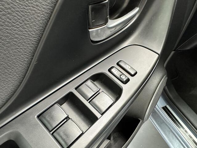 Toyota YARIS 1.5 Hybrid Premium