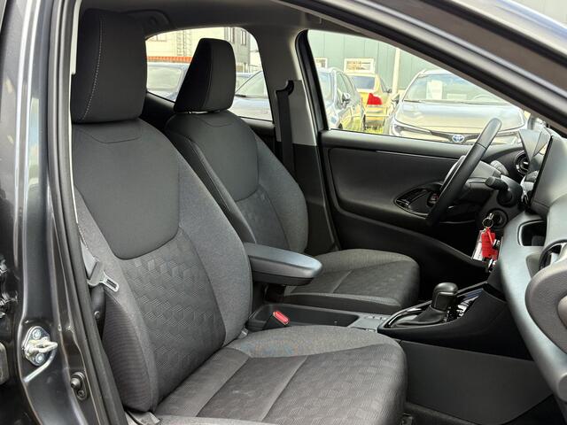 Toyota YARIS Business Plus