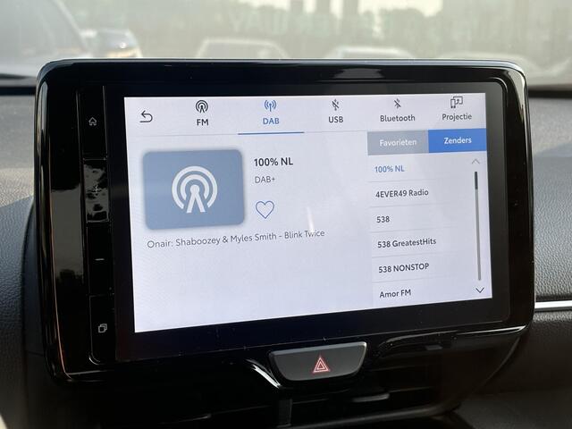 Toyota YARIS Cross 1.5 Hybrid Dynamic | Navigatie | Apple CarPlay/Android Auto | Adaptive Cruise Control | Camera | Toyota garantie tot 2032!