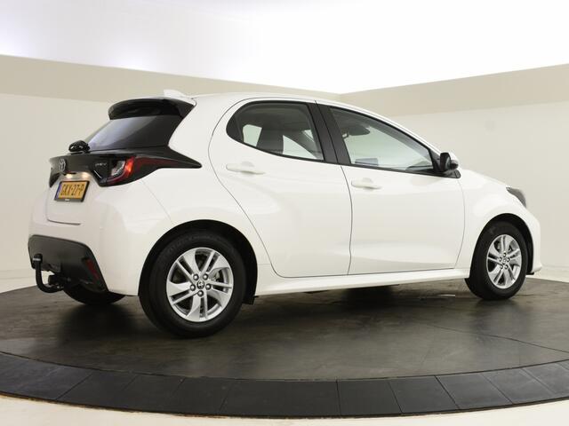 Toyota YARIS 1.5 Hybrid 115 Active | Facelitft | Trekhaak | LM Velgen | Carpl