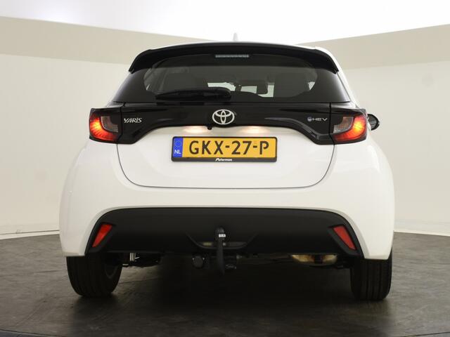 Toyota YARIS 1.5 Hybrid 115 Active | Facelitft | Trekhaak | LM Velgen | Carpl