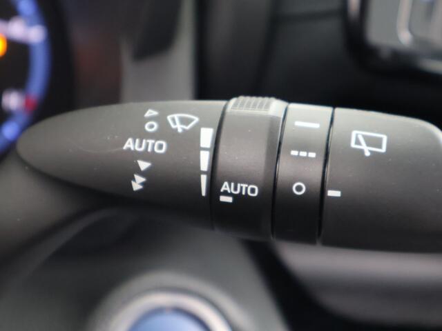 Toyota YARIS Cross 1.5 Hybrid Executive Limited | Navigatie full map | Keyless entry |