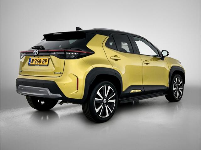 Toyota YARIS Cross 1.5 Hybrid Launch Edition | Stoel + Stuur verwarming | Leder | JBL | Blindspot |