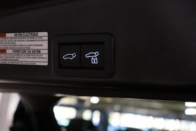 Toyota YARIS Cross 1.5 Hybrid 130 Executive Premium Pack | Facelift | Uit voorraad leverbaar | Elec. Achterklep | Winter-pakket | Safety-pakket