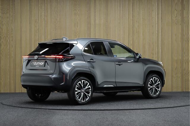 Toyota YARIS Cross 1.5 Hybrid 130 Executive Premium Pack | Facelift | Uit voorraad leverbaar | Elec. Achterklep | Winter-pakket | Safety-pakket