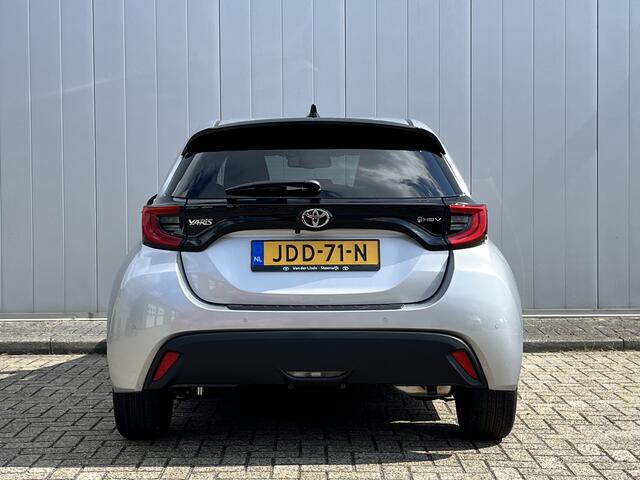 Toyota YARIS 1.5 Hybrid 115 Dynamic Comfort Pack PDC Stoelverwarming stuurverwarming Dodehoek detectie