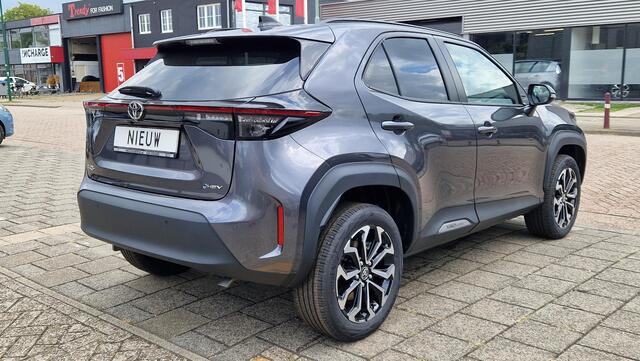 Toyota YARIS Cross 1.5 Hybrid 130 Dynamic incl Toyota Safety Sense Pack !!