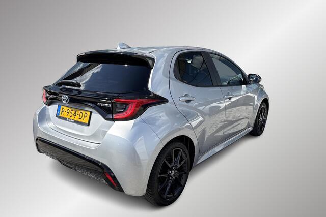 Toyota YARIS 1.5 Hybrid Executive Parkeersensoren, Dodehoekdetectie, Led, Stoelverwarming