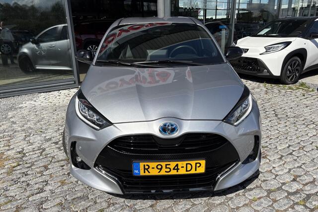 Toyota YARIS 1.5 Hybrid Executive Parkeersensoren, Dodehoekdetectie, Led, Stoelverwarming