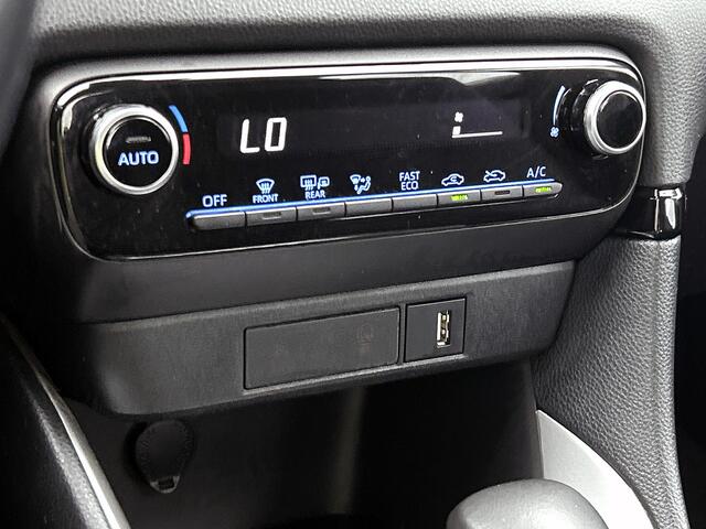 Toyota YARIS 1.5 Hybrid Dynamic | apple carplay/ Android Auto | LM velgen |