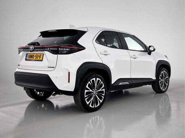 Toyota YARIS 1.5 Hybrid GR Sport Limited | Panoramadak | Head-up display | Stuurverwarming | Parkeersensoren | 360 graden camera |