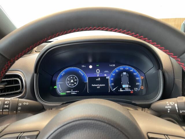 Toyota YARIS 1.5 Hybrid 130 GR Sport | Panoramadak | JBL | afneembare trekhaak |