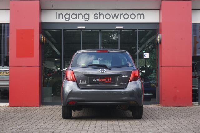 Toyota YARIS 1.5 Hybrid Aspiration | Automaat | Rijklaar | PDC | Airco | Radio | 15'' LM |