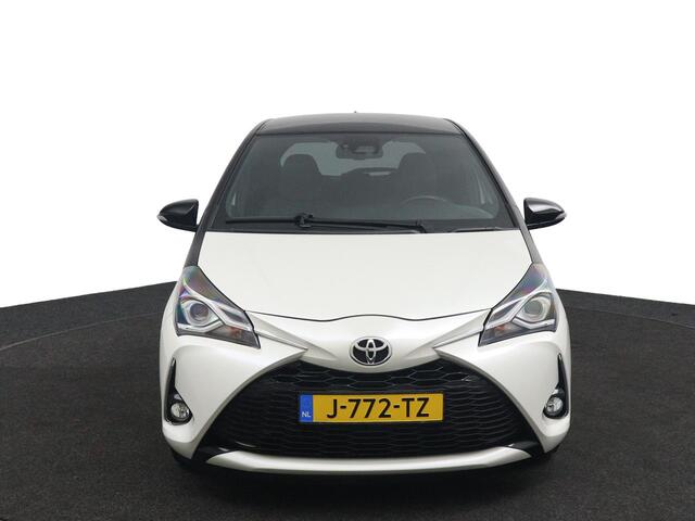 Toyota YARIS 1.5 VVT-i Bi-Tone | Navigatie | Trekhaak