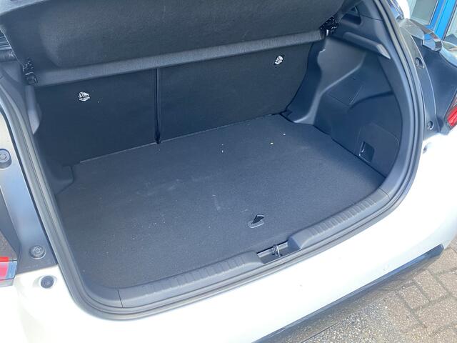 Toyota YARIS 1.5 Hybrid 130 Launch Edition