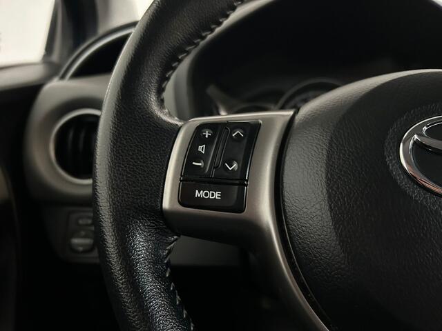 Toyota YARIS 1.0 VVT-i Aspiration. Navi. Airco!