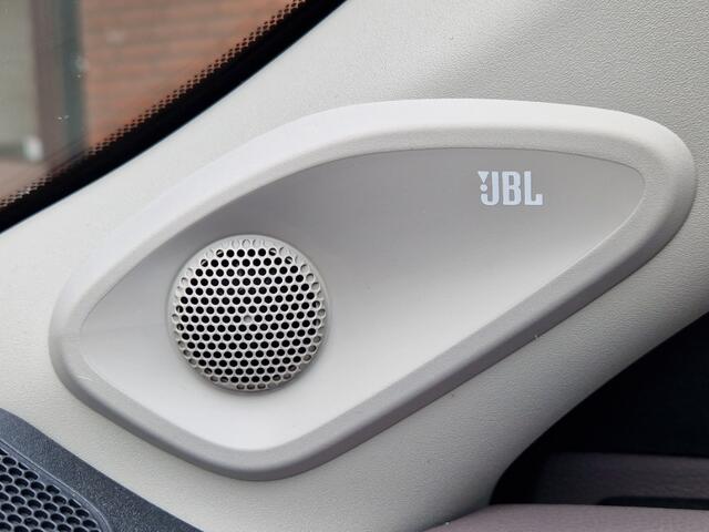 Toyota YARIS 1.5 Hybrid Executive NL-Auto - Stoelverwarming - JBL Audio