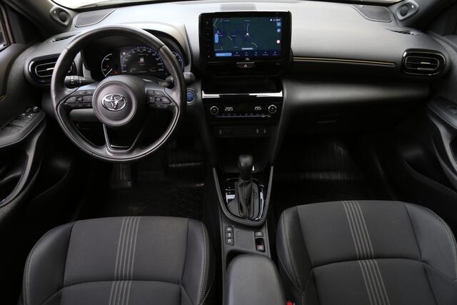 Toyota YARIS Cross 1.5 Hybrid Adventure Bi-Tone Navi JBL LED Camera ACC