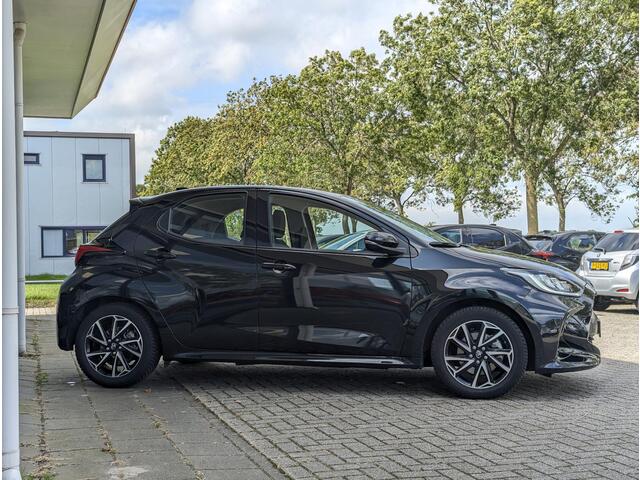 Toyota YARIS 1.5 Hybrid Dynamic | Afn. trekhaak | Camera | All-season | Adap. Cruise | Keyless | DAB