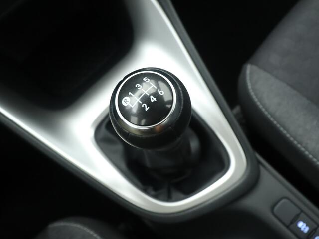 Toyota YARIS 1.5 VVT-i Dynamic Multimedia | Navigatie |