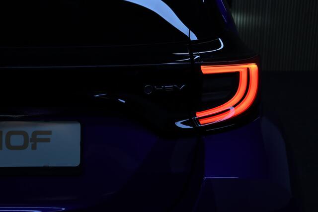 Toyota YARIS 1.5 Hybrid 130 Executive | Head-up Display | Adaptive-cruise | Apple Carplay & Android Auto | JBL Audio | Navigatie | Leder | Camera | Clima | Keyless | Dodehoekdetectie