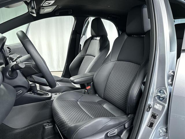 Toyota YARIS 1.5 Hybrid 130 Executive Automaat | Navi | CarPlay | Stuur&Stoelverwarming