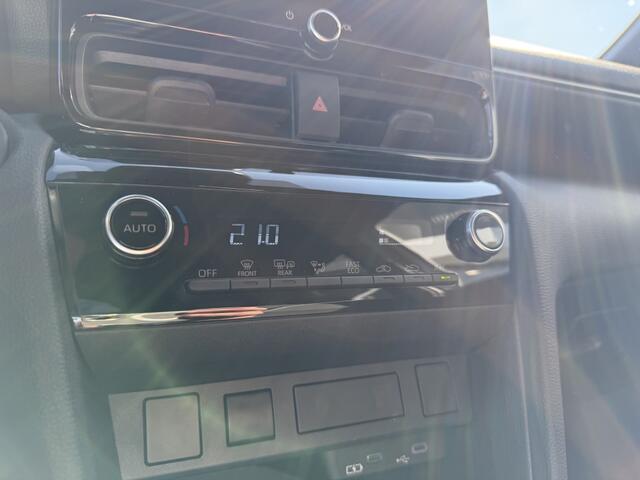 Toyota YARIS 1.5 Hybrid 115 First Edition | Camera | AppleCarplay/AndroidAuto