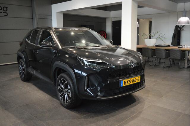 Toyota YARIS Cross 1.5 Hybrid 130 Teamplayer app connect cruise camera 17 inch !!