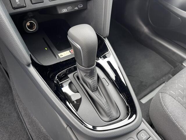 Toyota YARIS 1.5 Hybrid Dynamic 130 pk | Safety |winter pack |