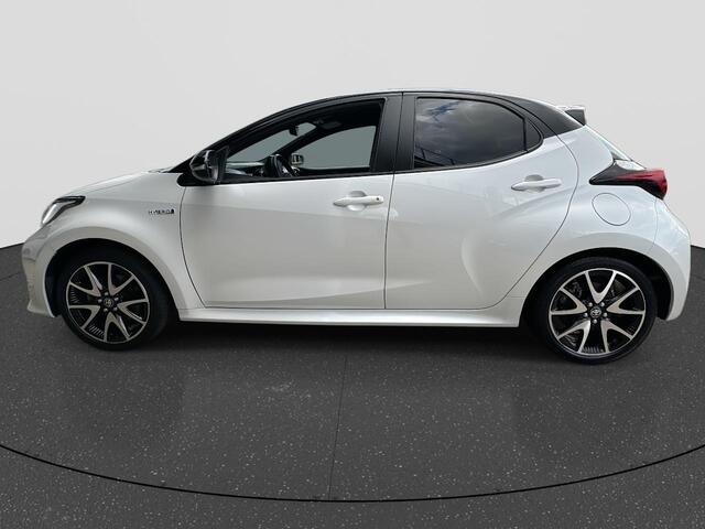Toyota YARIS 1.5 Hybrid Launch Edition Bi Tone