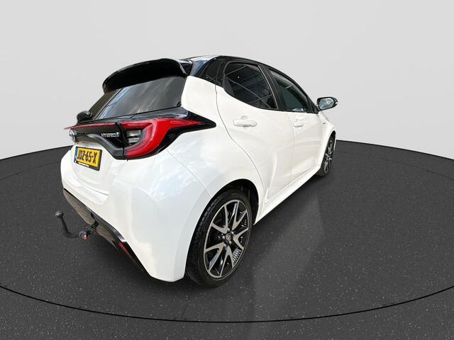 Toyota YARIS 1.5 Hybrid Launch Edition Bi Tone