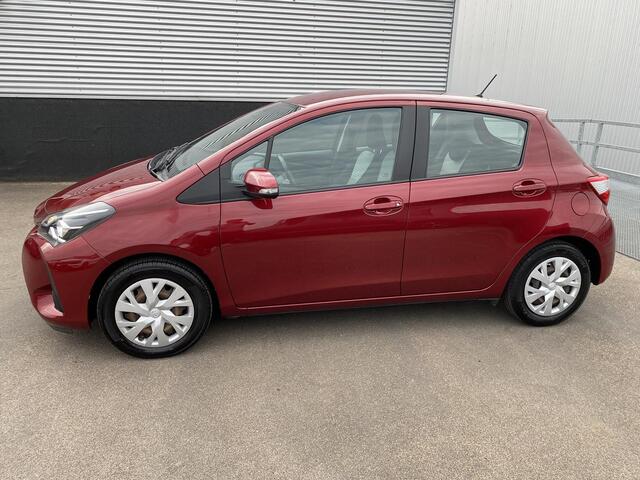 Toyota YARIS 1.0 VVT-i Energy Navigatie, achteruitrij camera, climate control, cruise control, centrale deurvergrendeling