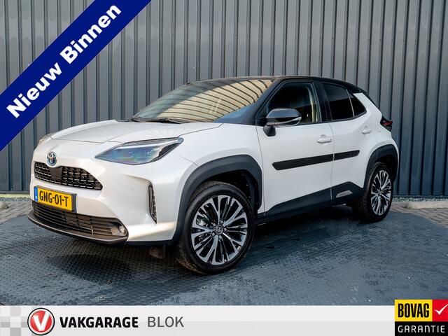 Toyota YARIS Cross 1.5 Hybrid Executive Bi-Tone | Head Up | BSM | Camera | Navi | Stoelverw. | Keyless | Prijs Rijklaar!!