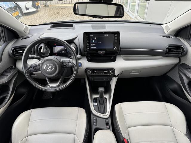 Toyota YARIS 1.5 Hybrid Executive **STOELVERWARMING/ DODEHOEK DETECTIE/ LEDEREN BEKLEDING/ 36 MAANDEN GARANTIE**