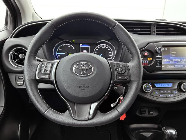 Toyota YARIS 1.5 Hybrid Y20 | 1e Eigenaar | Stoelverwarming |
