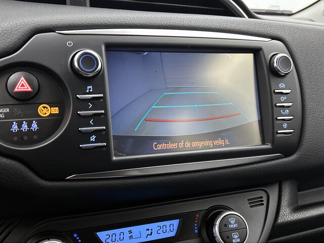 Toyota YARIS 1.5 Hybrid Y20 | 1e Eigenaar | Stoelverwarming |