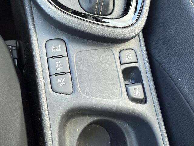 Toyota YARIS 1.5 Hybrid Adventure | Headup | Panodak | Trekhaak (32000km!!)