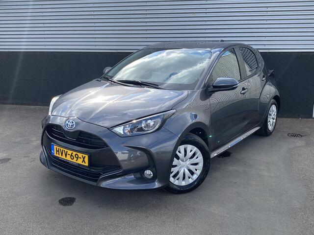 Toyota YARIS 1.5 Hybrid 115 Active Apple CarPlay/Android Auto navigatie, achteruitrij camera, adaptieve cruise control, BTW-auto!