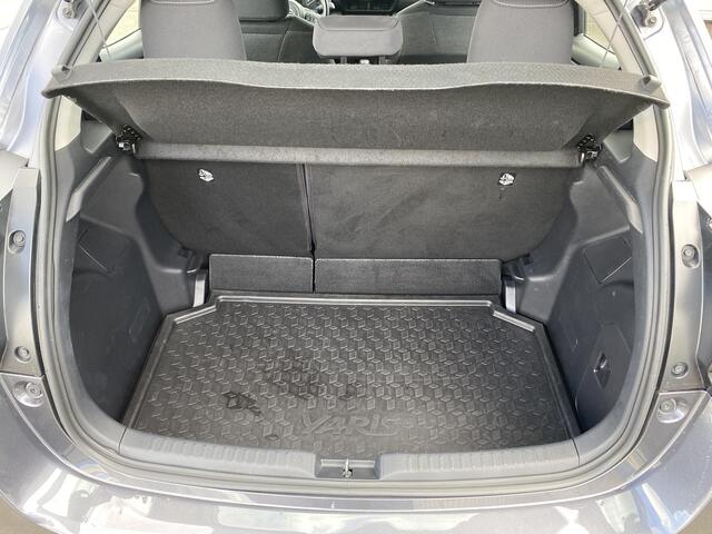 Toyota YARIS 1.5 Hybrid 115 Active Apple CarPlay/Android Auto navigatie, achteruitrij camera, adaptieve cruise control, BTW-auto!