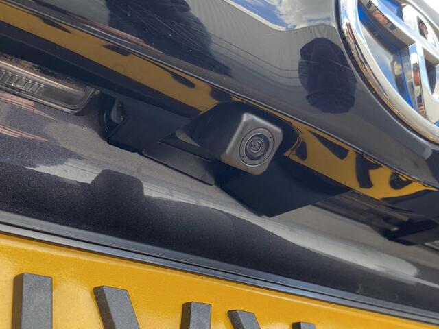 Toyota YARIS 1.5 Hybrid 115 Active Apple CarPlay/Android Auto navigatie, achteruitrij camera, adaptieve cruise control, BTW-auto!